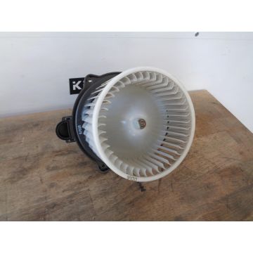 Heizungsgebläsemotor Hyundai i30 F00S33F023 1.4 1396ccm 77kW G4FA