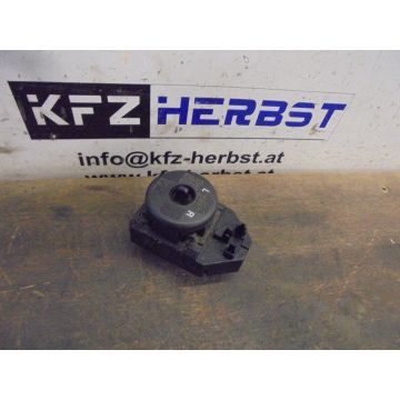 Schalter Spiegelverstellung Hyundai Tucson 2.0 CRDi 4x4 1991ccm 83kW D4EA