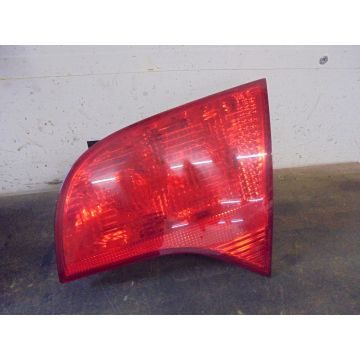 Heckleuchte Rücklicht Rechts Audi A4 8E 8E9945094A INNEN 2.0 TDi 1968ccm 103kW BRE