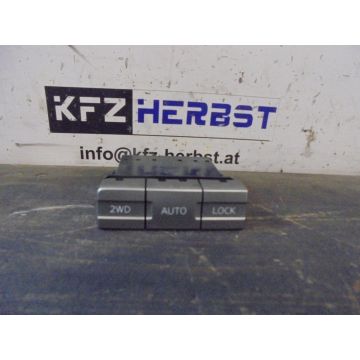 Schalter Allrad Allradschaltung Nissan X-Trail T30 2.2 2184ccm 84kW YD22