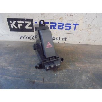 Warnblinkschalter Mazda 3 BL BBP3664H0 1.6 DI 1560ccm 80kW Y642