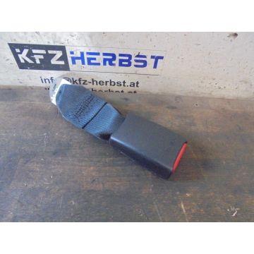 Gurtschloss Mitte 2.Reihe Mazda 3 BL 1.6 DI 1560ccm 80kW Y642