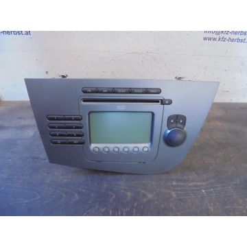 Radio CD Seat Leon 1P 1P1035186B 1.9TDi 1896ccm 77kW BXE