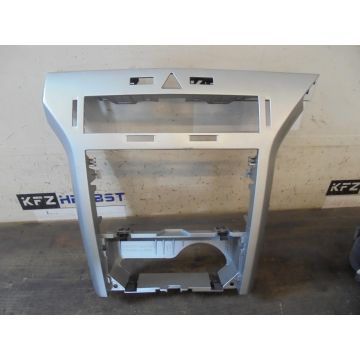 Dekorleiste Leiste Blende Opel Astra H Mittelkonsole 331985437 1.7CDTi 1686ccm 81kW Z17DTR