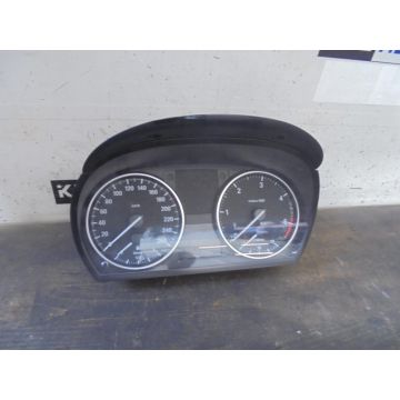 Kombiinstrument Tacho BMW 3 E90 9166846 320d 1995ccm 130kW N47D20A