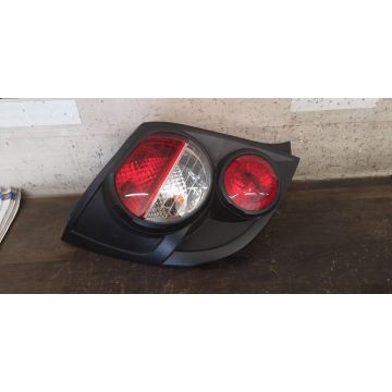 Heckleuchte Rücklicht Links Chevrolet Aveo 95470358 1.2 1229ccm 63kW A12XER
