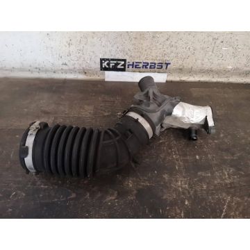 Ladeluftschlauch Renault Captur 165758885R 1.5dCi 1461ccm 66kW K9K608