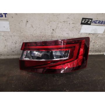 Heckleuchte Rücklicht Rechts Skoda Superb III 3V 3V5945208 LED 1.6TDi 1598ccm 88kW DCXA