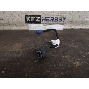 Radiobedienung Peugeot 308 II USB Anschluss 9826717080 1.6HDi 1560ccm 73kW BHY BH02