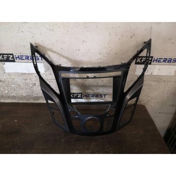 Dekorleiste Leiste Blende Hyundai i40 Radio Heizung 1.7CRDi 1685ccm 100kW D4FD