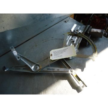 Fensterheber elektrisch Rechts Vorne Opel Zafira B 13132435RH 1.9CDTi 1910ccm 88kW Z19DT
