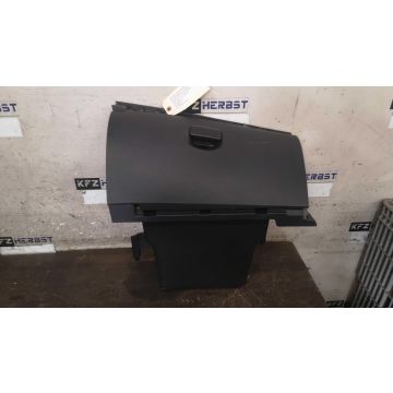 Handschuhfach Renault Megane III 681080008R 1.5dCi 1461ccm 81kW K9K846