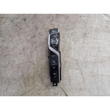 Schalter Einparkhilfe PDC BMW 7 G11 6993897 740e 1998ccm 190kW B48B20B