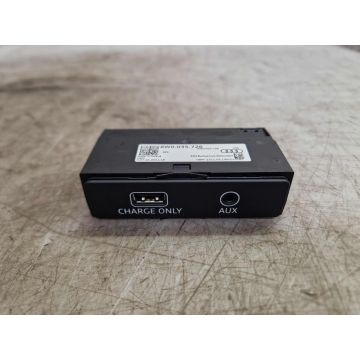 Radiobedienung Audi A5 F5 USB-AUX Anschluss 8W0035726 2.0TFSI 1984ccm 140kW DLVA