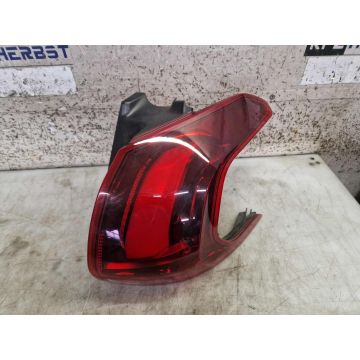 Heckleuchte Rücklicht Rechts Peugeot 2008 I 9814745980 1.6HDI 1560ccm 73kW BH02 BHY