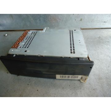 Radio CD Renault Espace IV JK 8200205833 C Tuner 1.9dCi 1870ccm 88kW F9Q820