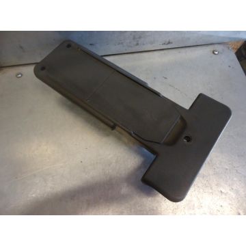 Verkleidung Abdeckung Opel Zafira B Gurtschloss 3.Reihe 13132410 1.9CDTi 1910ccm 88kW Z19DT